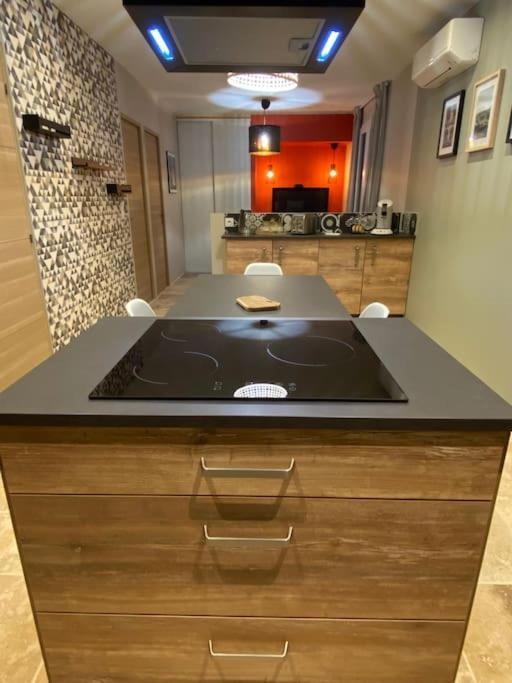 Апартаменти Loft Pied De Coline Au Calme Ginasservis Екстер'єр фото