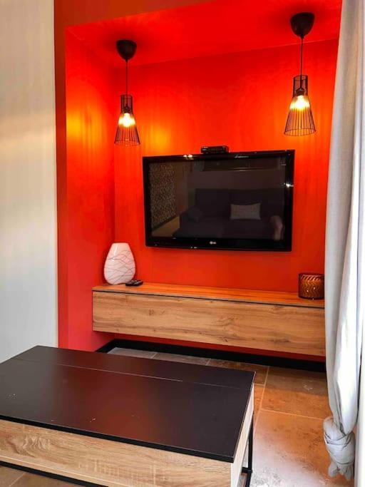 Апартаменти Loft Pied De Coline Au Calme Ginasservis Екстер'єр фото