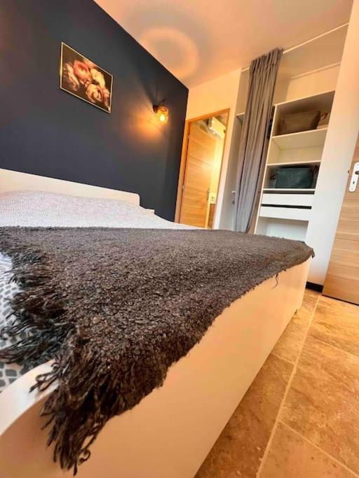 Апартаменти Loft Pied De Coline Au Calme Ginasservis Екстер'єр фото